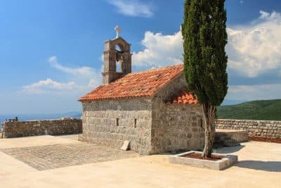 Property development project 
On a cliff above the sea rises a stunning location surrounded by hectares of natural verdure. A mere step away from main tourist centers, airports, famous beaches and national parks, Paradigma-Zagora is an oasis of tranquility and rural simplicity.